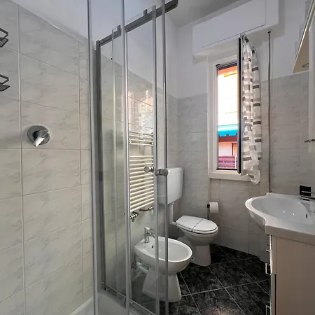 Apartament Joivy Inviting 1-bedroom Flat With Balcony In