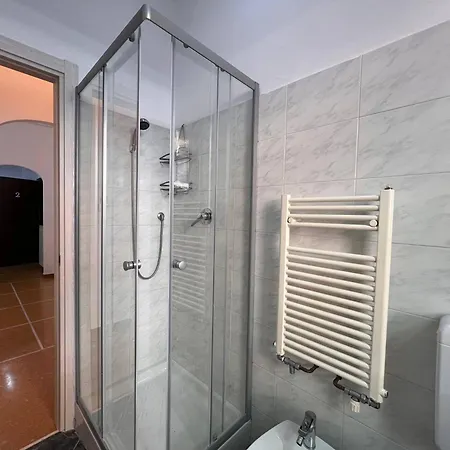 Apartament Joivy Inviting 1-bedroom Flat With Balcony In *