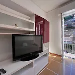 Apartamento Joivy Inviting 1-bedroom Flat With Balcony In