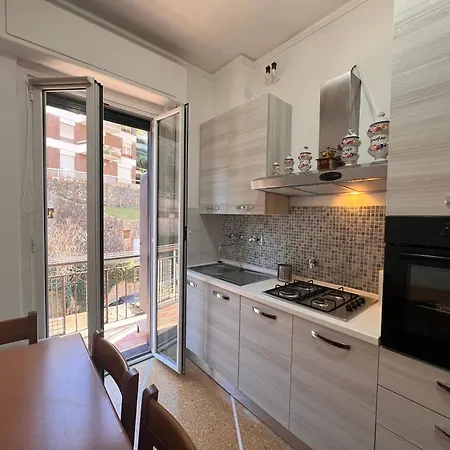 Apartman Joivy Inviting 1-bedroom Flat With Balcony In